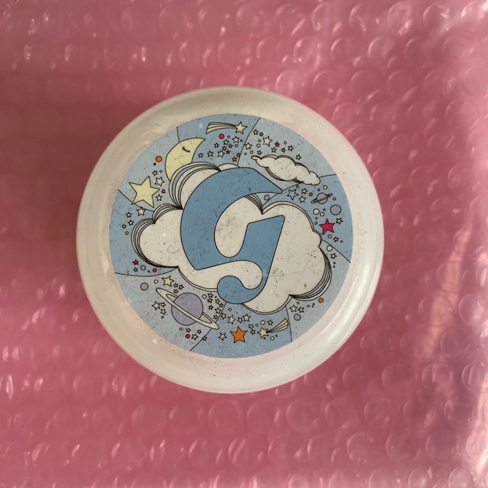 GLOSSIER Moisturizing Moon Mask